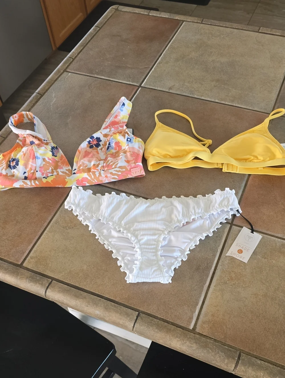 Floral & Yellow Bikini Tops with White Ruffle Bottoms Sz Sm Nwt